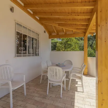 Casa Da Palmeira بيت للعطل
